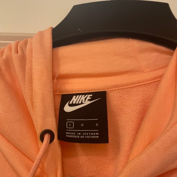 Nike womens semi crop - Picture 2 of 2